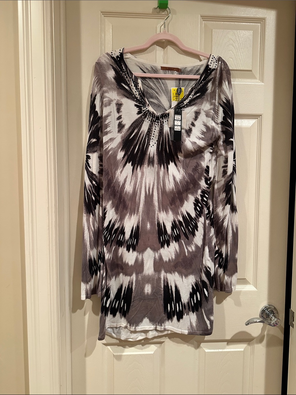 Belldini Gray and Black Tie-Dye V-Neck Tunic